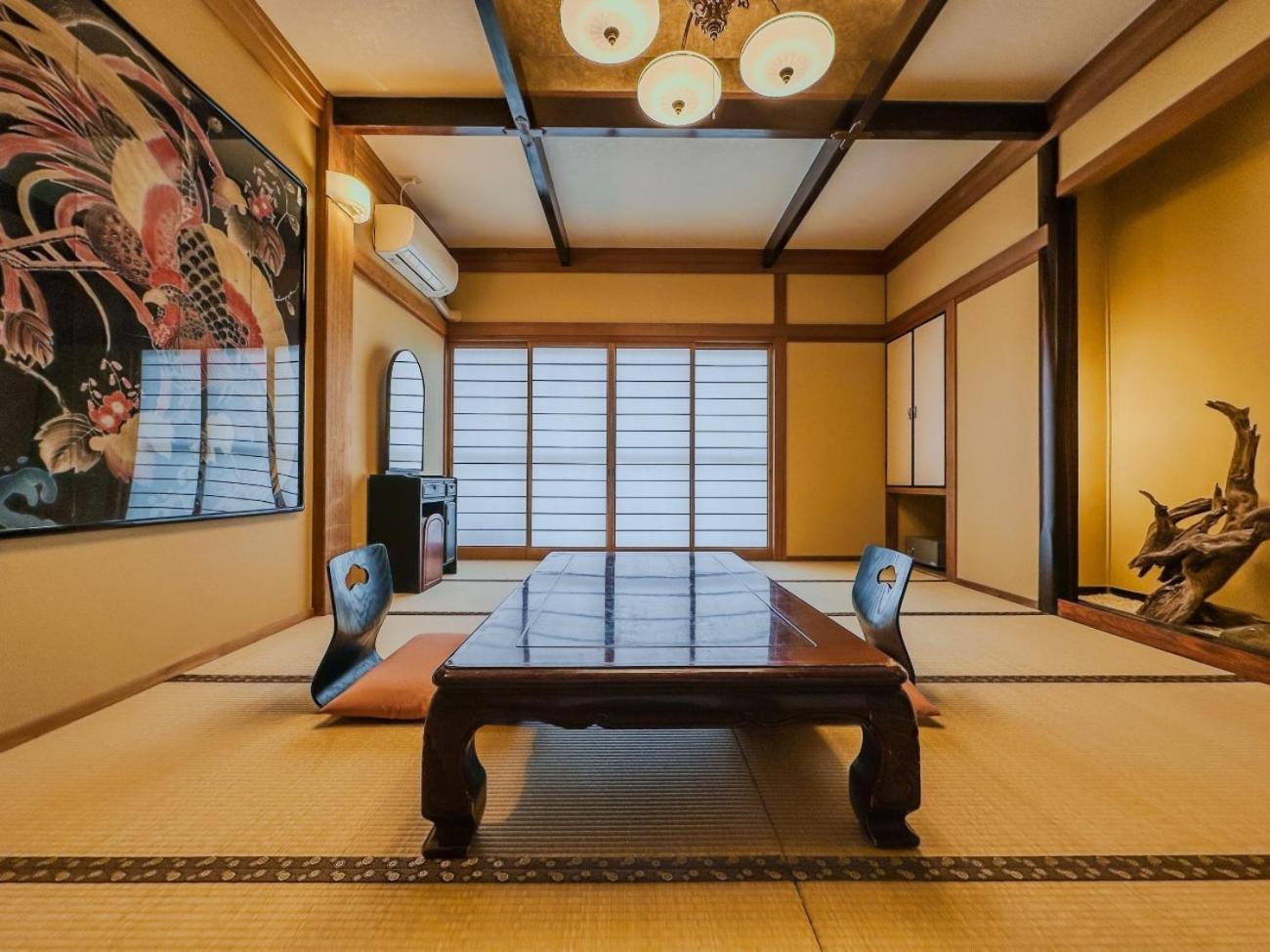 ホテル芳泉鶴 別府市 エクステリア 写真