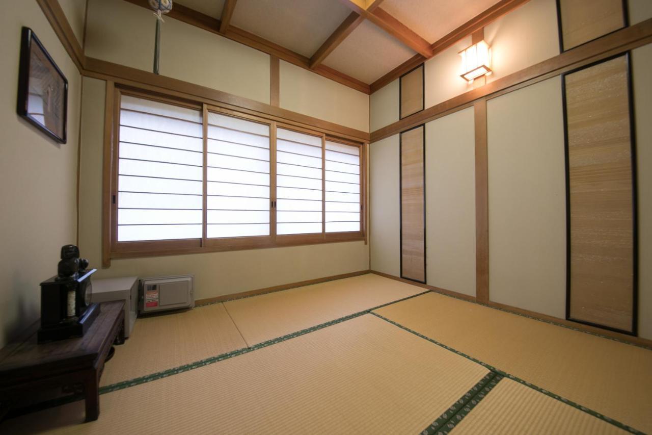 ホテル芳泉鶴 別府市 エクステリア 写真